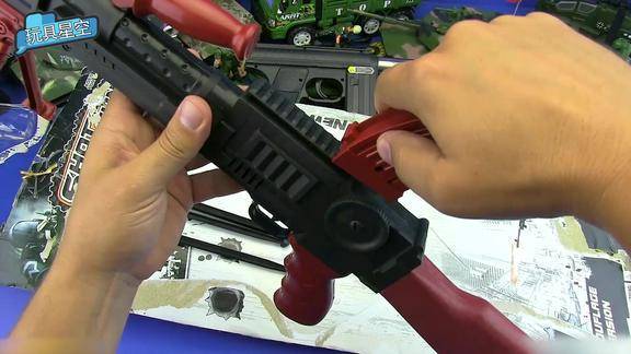 2025新澳门全年免费大全和旧玩具枪射出真子弹与